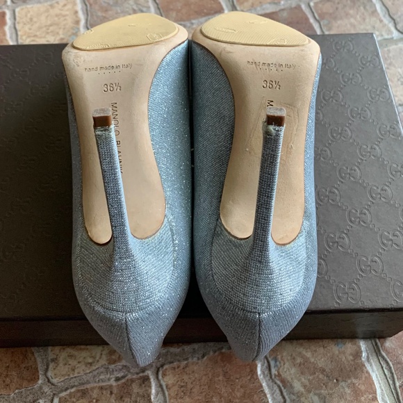 Manolo Blahnik BB Silver Sparkle Pointed Pumps - Picture 13 of 13